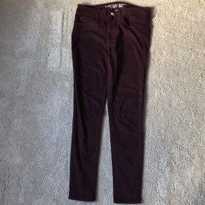 maroon high-waisted jegging jeans from AEO!